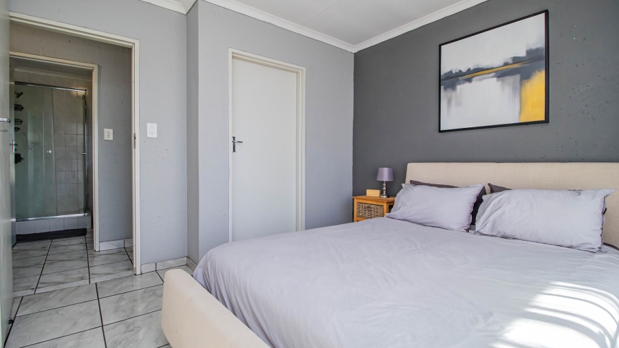 2 Bedroom Property for Sale in Eden Glen Gauteng
