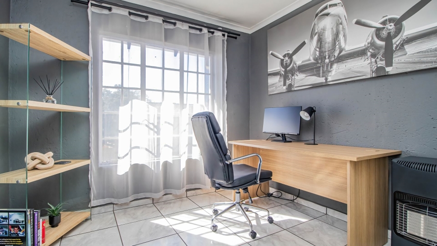 2 Bedroom Property for Sale in Eden Glen Gauteng