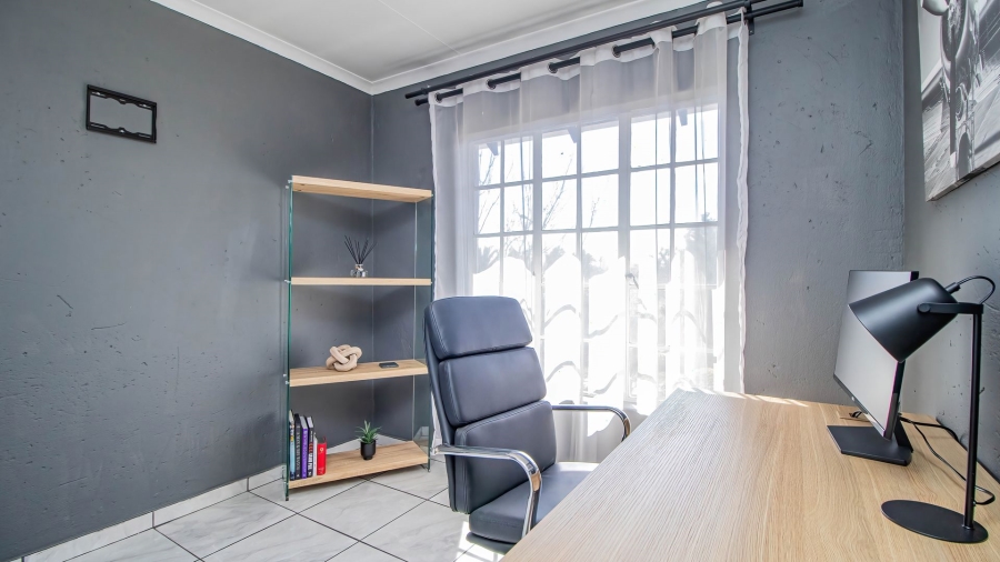 2 Bedroom Property for Sale in Eden Glen Gauteng