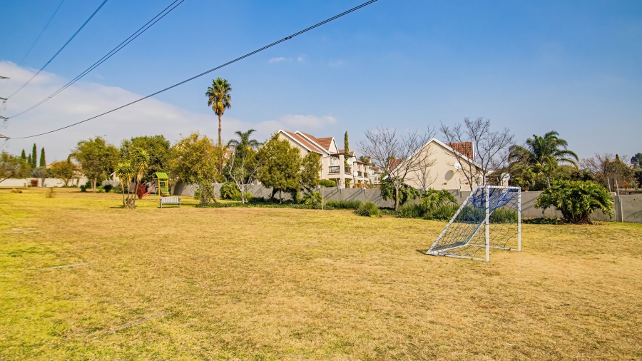 2 Bedroom Property for Sale in Eden Glen Gauteng