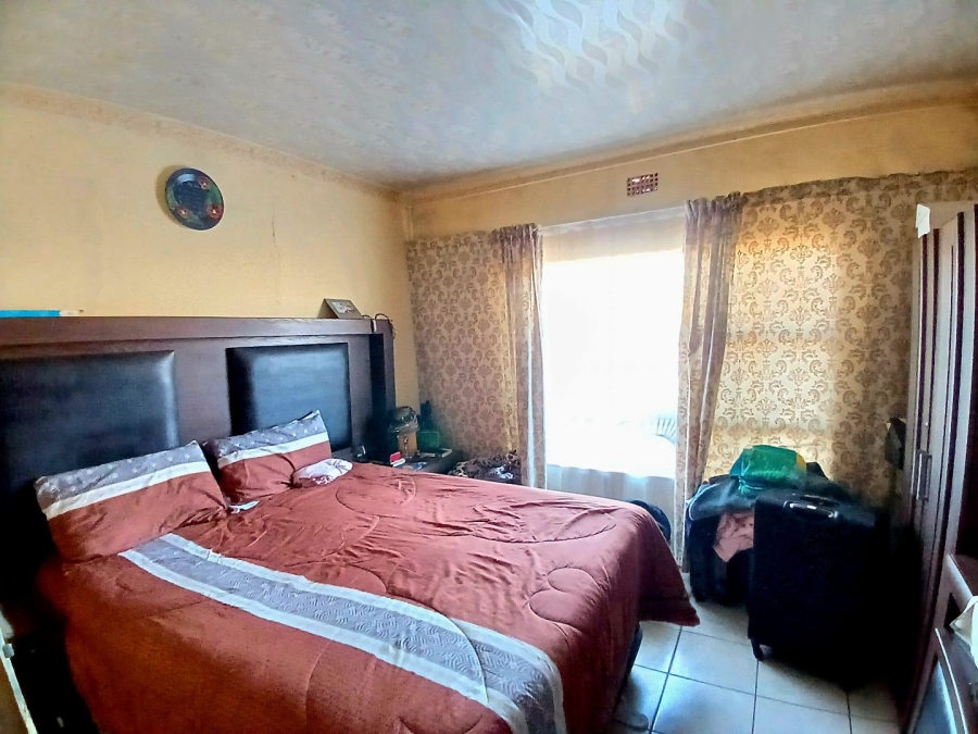  Bedroom Property for Sale in Tsakane Ext 15 Gauteng