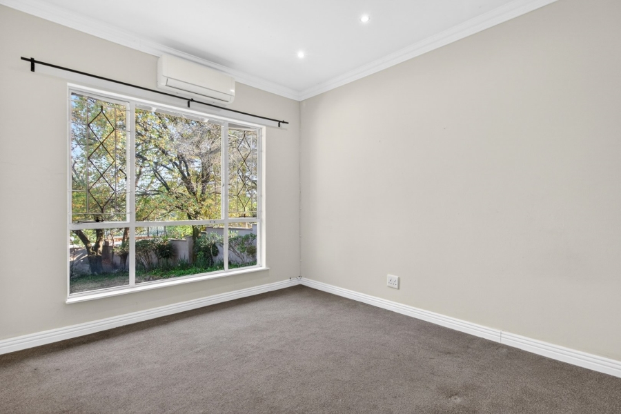 To Let 12 Bedroom Property for Rent in Bryanston Gauteng