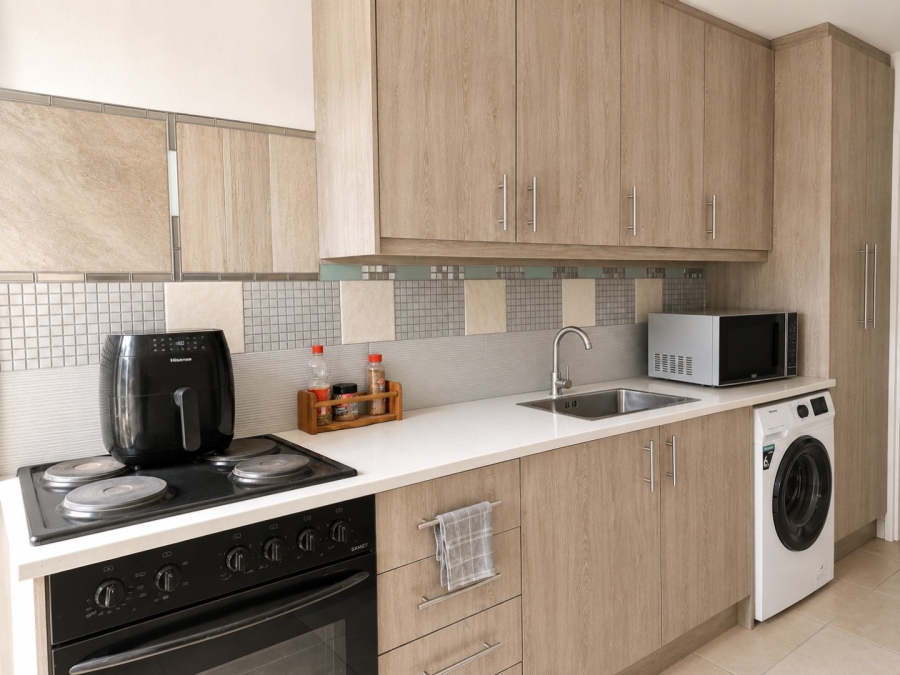 To Let 12 Bedroom Property for Rent in Bryanston Gauteng