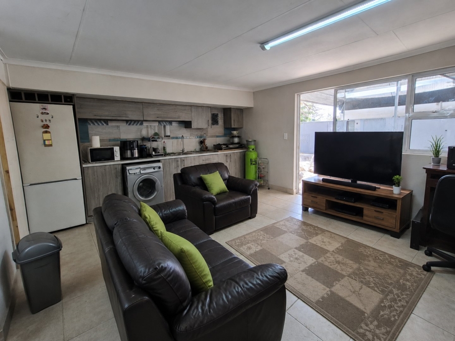 To Let 12 Bedroom Property for Rent in Bryanston Gauteng