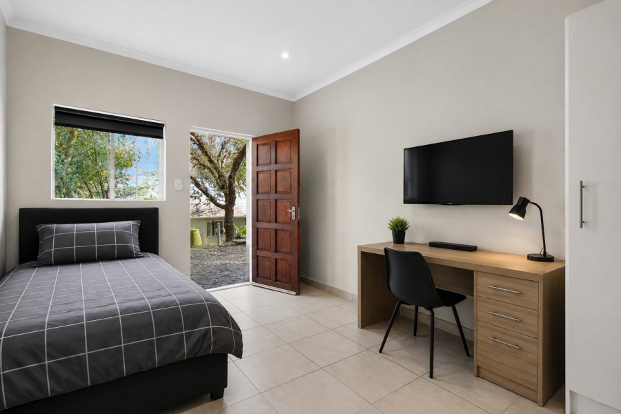 To Let 12 Bedroom Property for Rent in Bryanston Gauteng