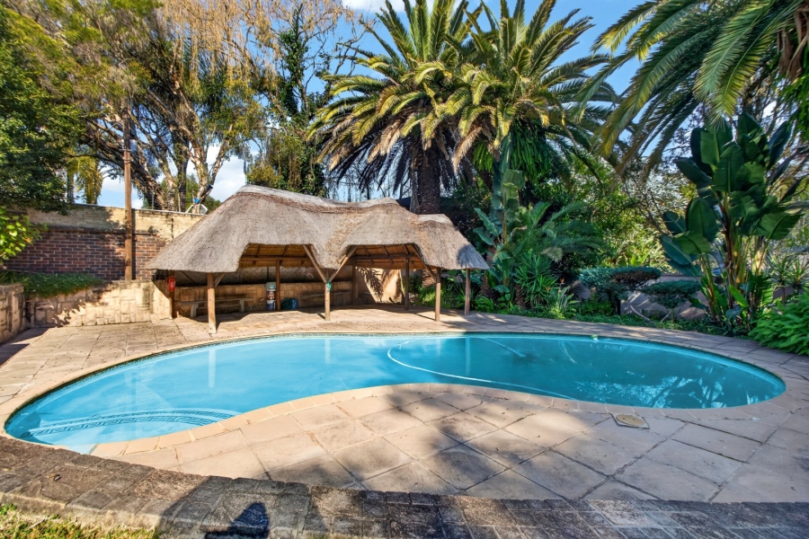 To Let 12 Bedroom Property for Rent in Bryanston Gauteng