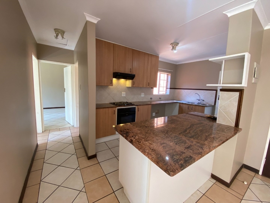 To Let 2 Bedroom Property for Rent in Moreleta Park Gauteng