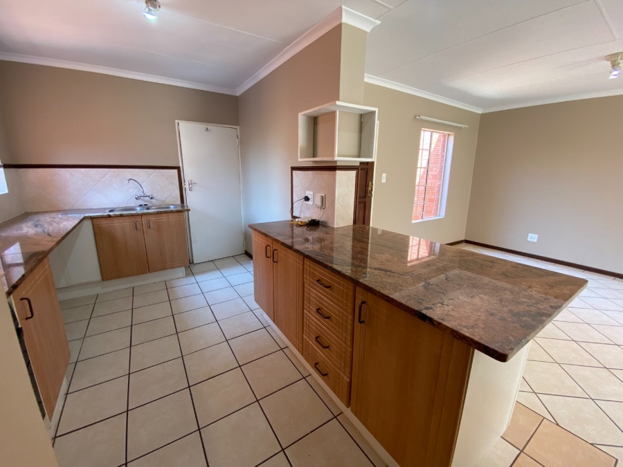 To Let 2 Bedroom Property for Rent in Moreleta Park Gauteng