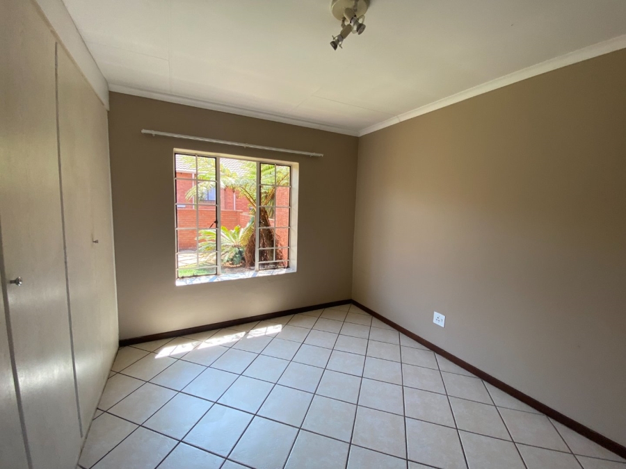 To Let 2 Bedroom Property for Rent in Moreleta Park Gauteng