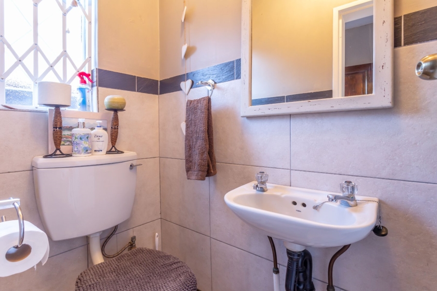 3 Bedroom Property for Sale in Florida Park Gauteng