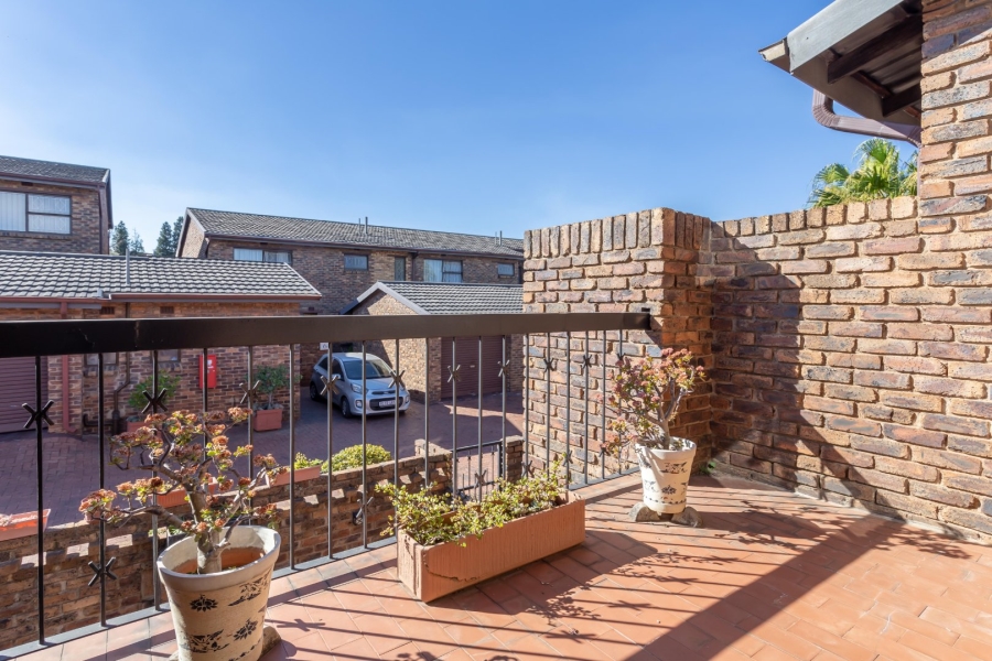 3 Bedroom Property for Sale in Florida Park Gauteng