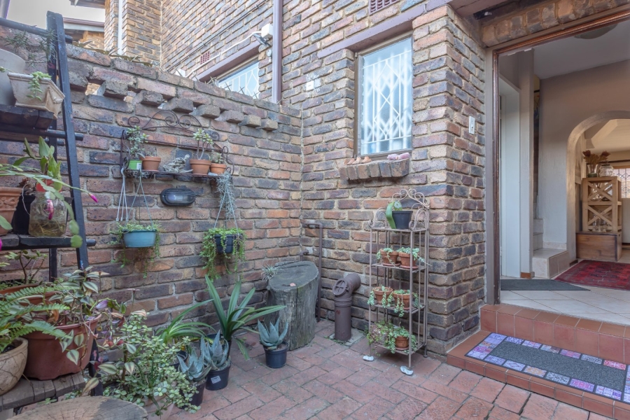 3 Bedroom Property for Sale in Florida Park Gauteng