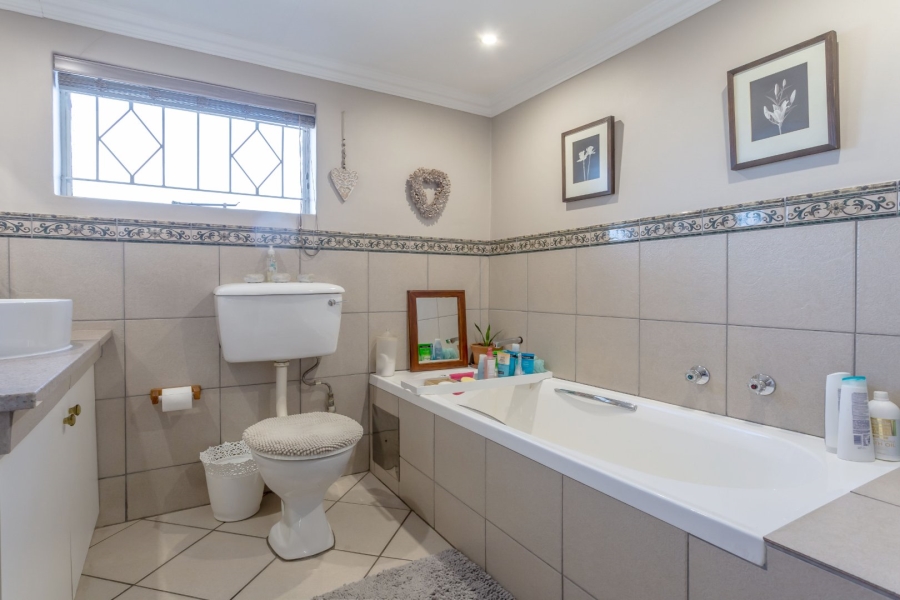 3 Bedroom Property for Sale in Florida Park Gauteng