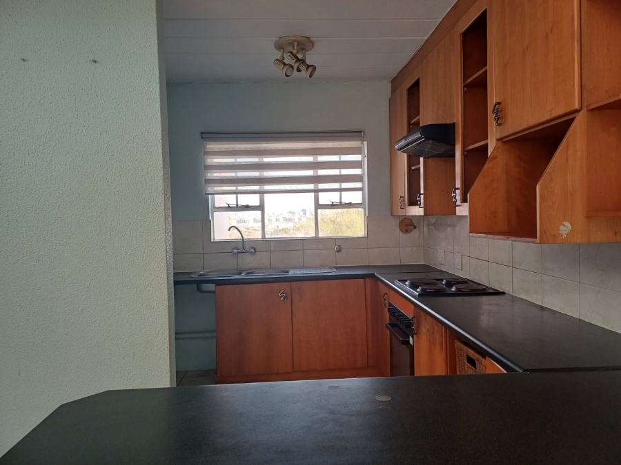 To Let 2 Bedroom Property for Rent in Halfway Gardens Gauteng