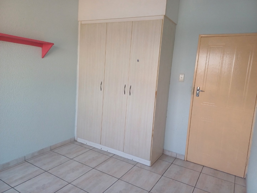 To Let 2 Bedroom Property for Rent in Halfway Gardens Gauteng