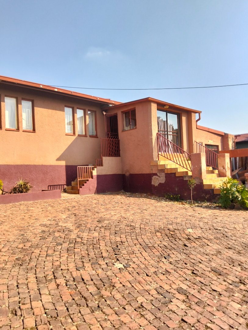 3 Bedroom Property for Sale in Kwaggasrand Gauteng