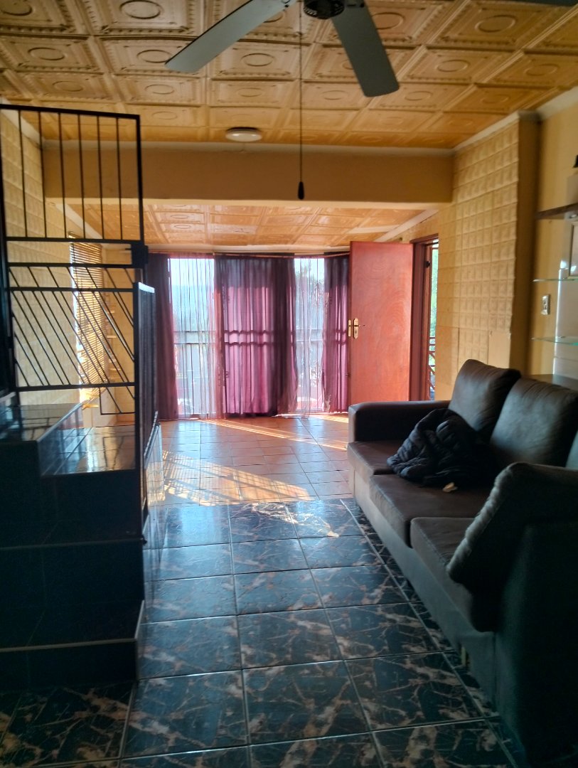 3 Bedroom Property for Sale in Kwaggasrand Gauteng