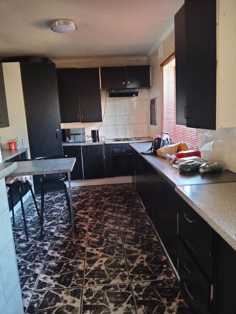 3 Bedroom Property for Sale in Kwaggasrand Gauteng