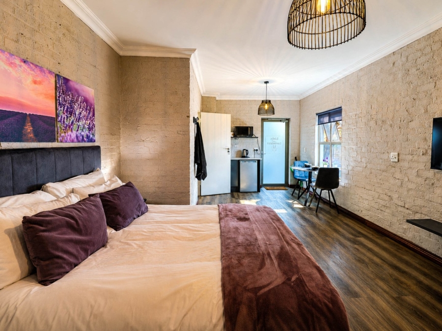 5 Bedroom Property for Sale in Copperleaf Estate Gauteng