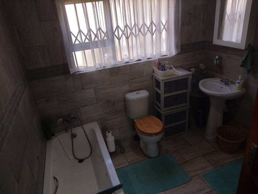 3 Bedroom Property for Sale in Rensburg Gauteng