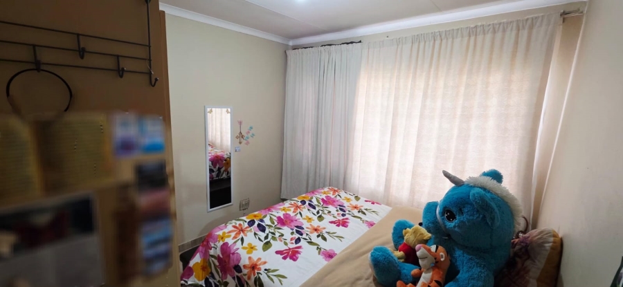 Bedroom Property for Sale in West Park Gauteng