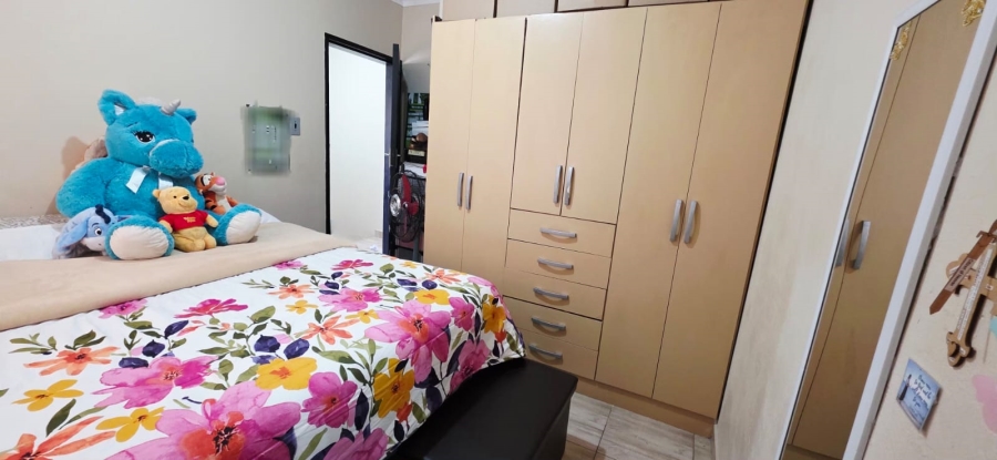  Bedroom Property for Sale in West Park Gauteng