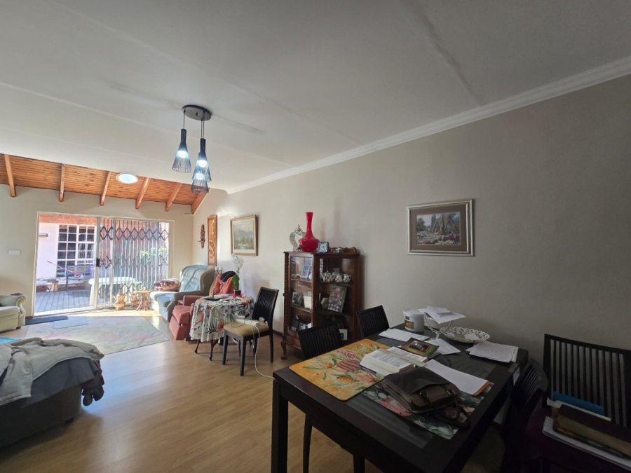 3 Bedroom Property for Sale in Garsfontein Gauteng