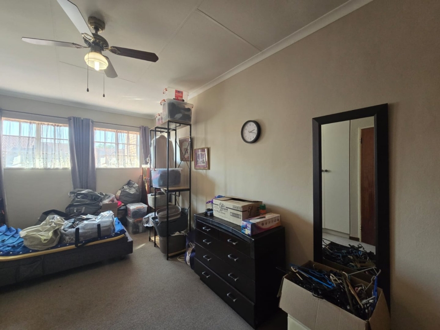 3 Bedroom Property for Sale in Garsfontein Gauteng