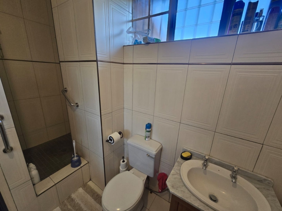 3 Bedroom Property for Sale in Garsfontein Gauteng