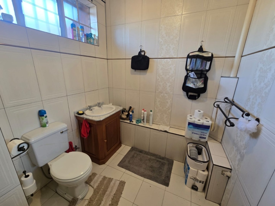 3 Bedroom Property for Sale in Garsfontein Gauteng