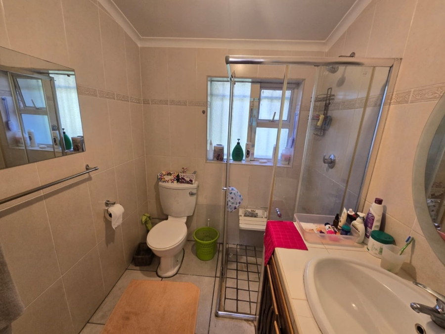 3 Bedroom Property for Sale in Garsfontein Gauteng