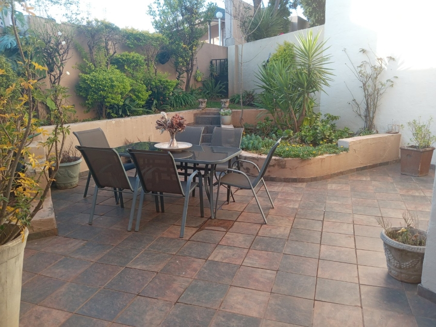 3 Bedroom Property for Sale in Rembrandt Park Gauteng