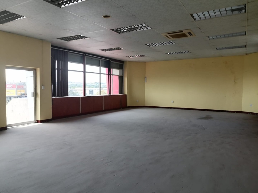To Let Commercial Property for Rent in Grand Central Gauteng