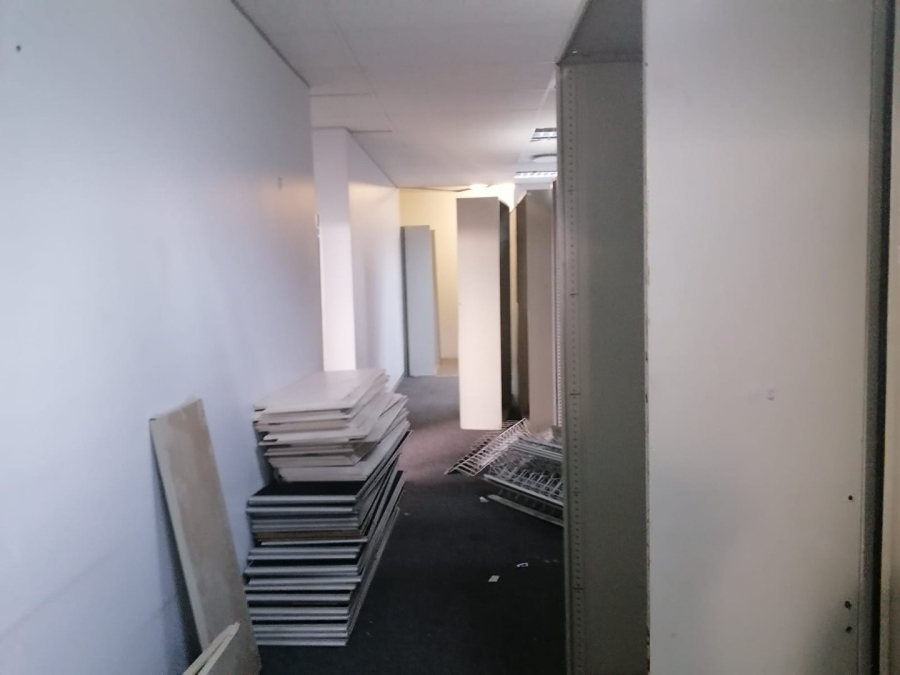 To Let Commercial Property for Rent in Grand Central Gauteng
