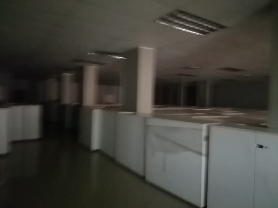 To Let Commercial Property for Rent in Grand Central Gauteng