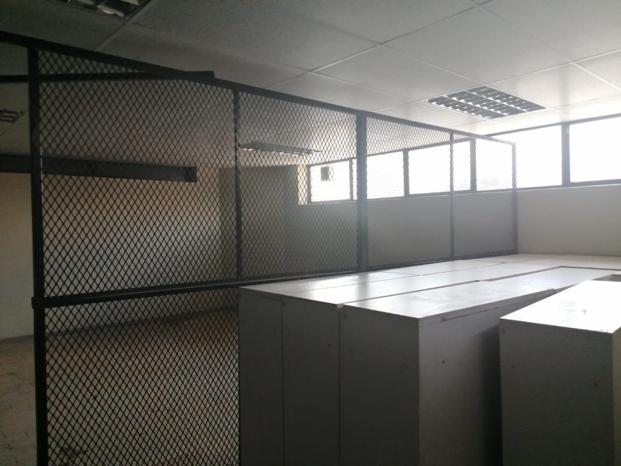 To Let Commercial Property for Rent in Grand Central Gauteng