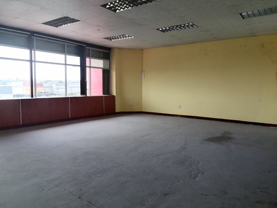 To Let Commercial Property for Rent in Grand Central Gauteng