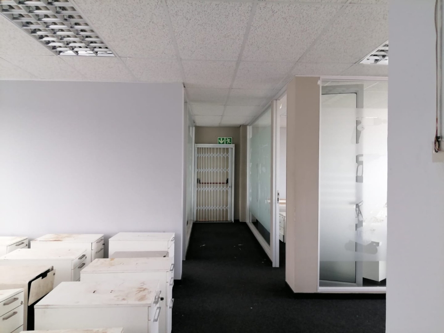 To Let Commercial Property for Rent in Grand Central Gauteng