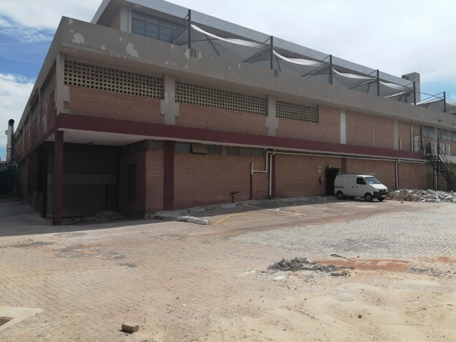 To Let Commercial Property for Rent in Grand Central Gauteng