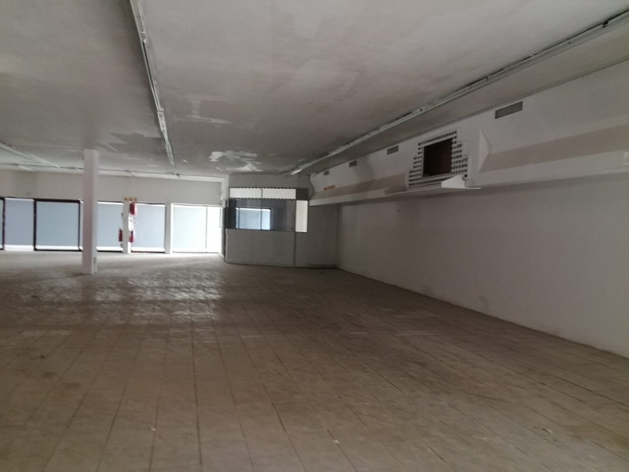 To Let Commercial Property for Rent in Grand Central Gauteng