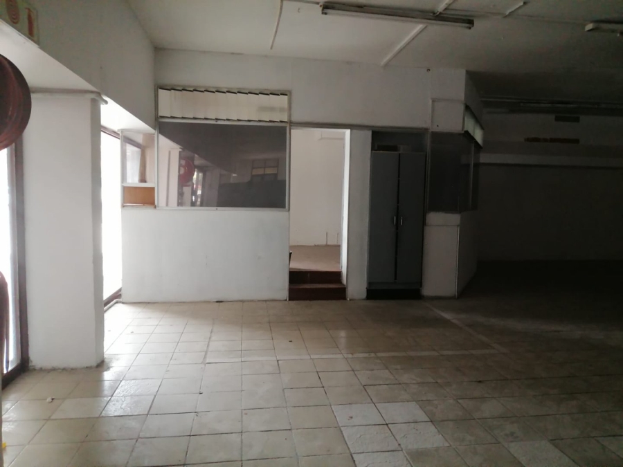 To Let Commercial Property for Rent in Grand Central Gauteng
