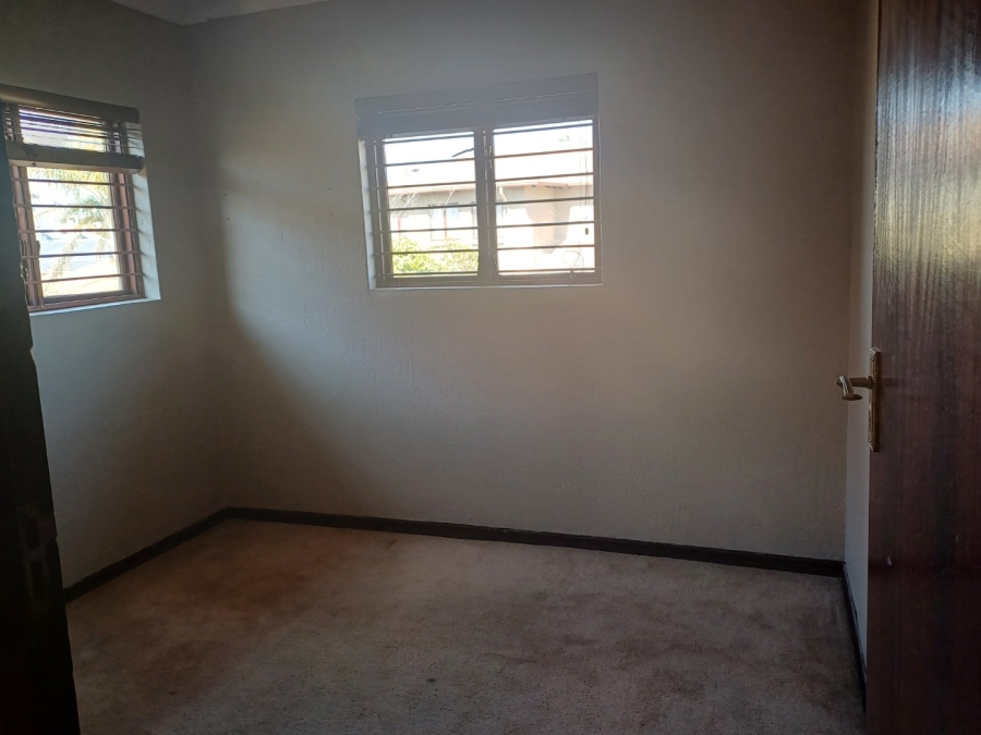 3 Bedroom Property for Sale in Erand Gardens Gauteng