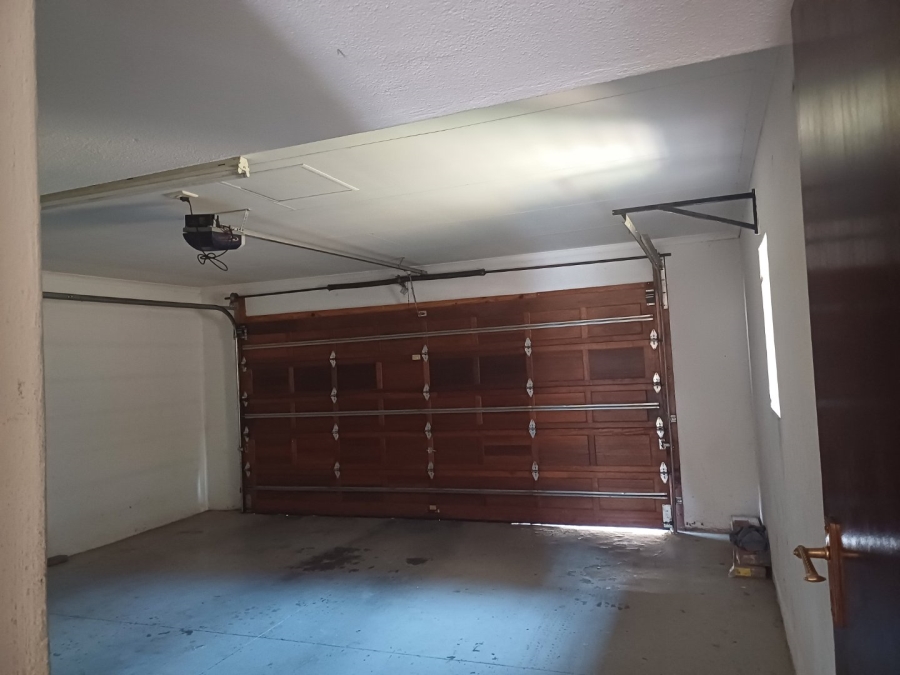 3 Bedroom Property for Sale in Erand Gardens Gauteng