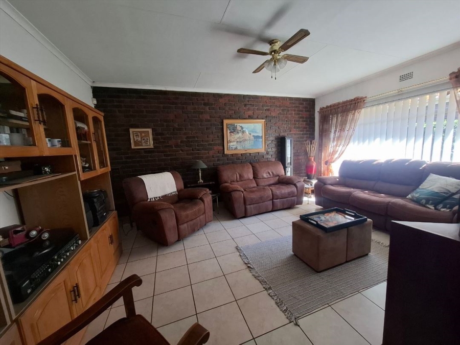 3 Bedroom Property for Sale in Sunward Park Gauteng