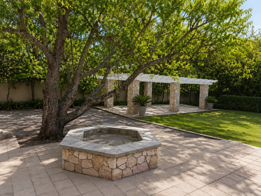 5 Bedroom Property for Sale in Silver Lakes Golf Estate Gauteng