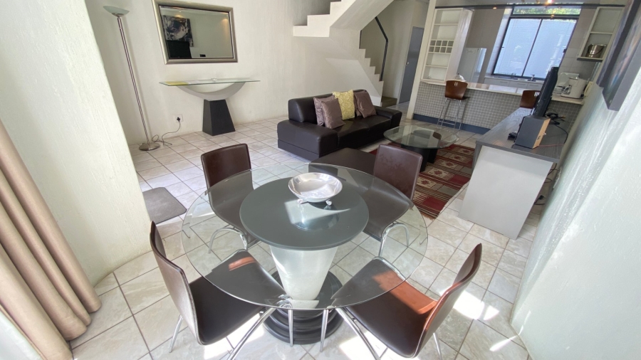 To Let 2 Bedroom Property for Rent in Bryanston Gauteng