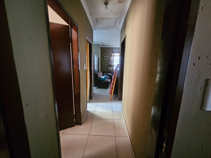 4 Bedroom Property for Sale in Vosloorus Ext 2 Gauteng