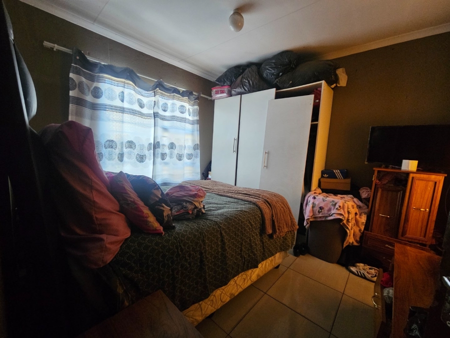 4 Bedroom Property for Sale in Vosloorus Ext 2 Gauteng