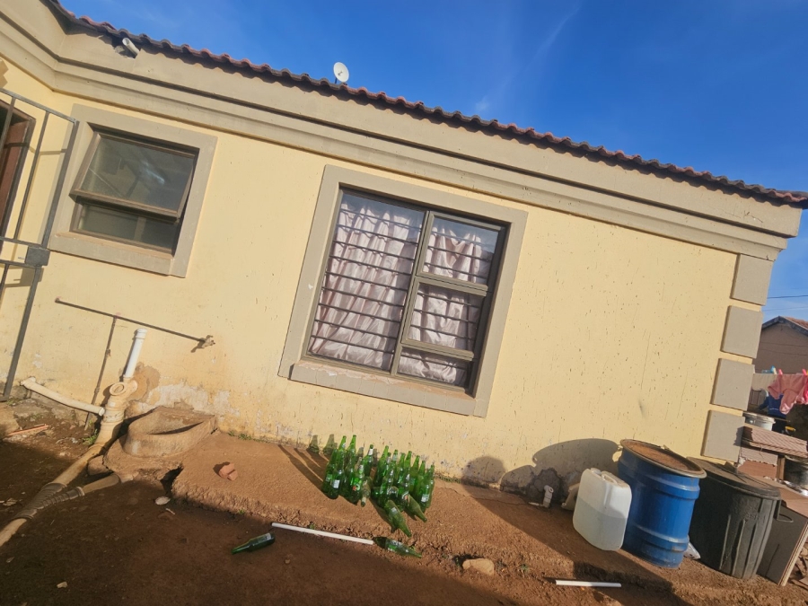 4 Bedroom Property for Sale in Vosloorus Ext 2 Gauteng