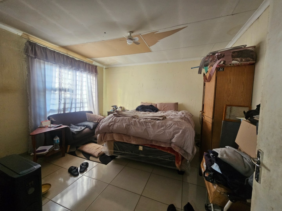 4 Bedroom Property for Sale in Vosloorus Ext 2 Gauteng